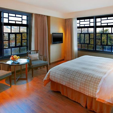 Four Points By Sheraton Лхаса Экстерьер фото